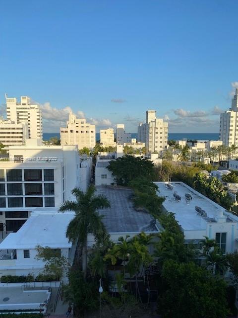 1750 James Ave #9G