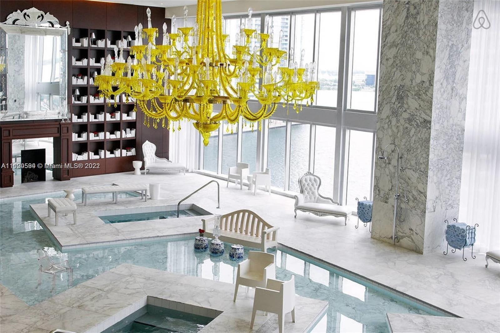 image Icon Brickell17