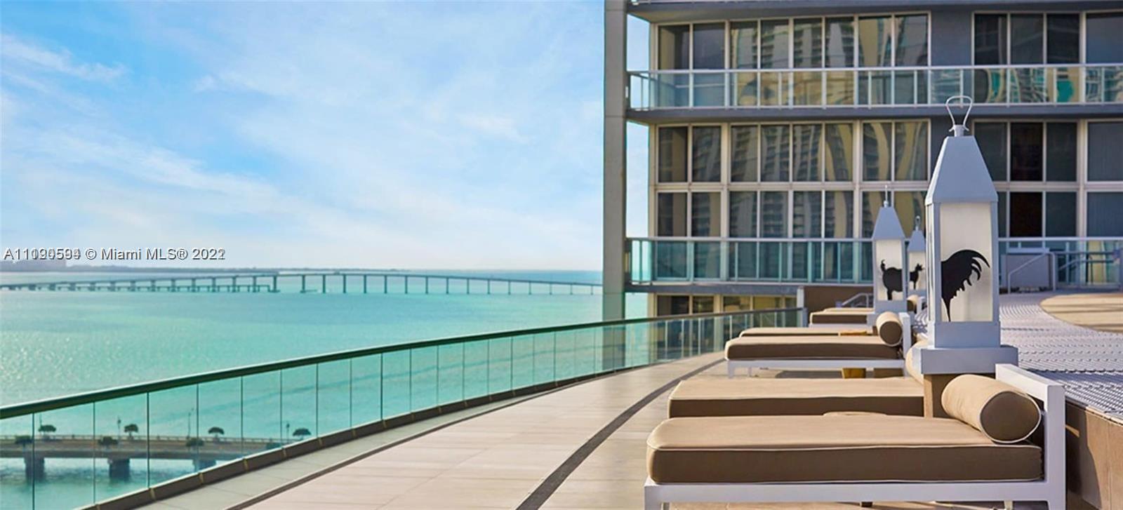 image Icon Brickell18