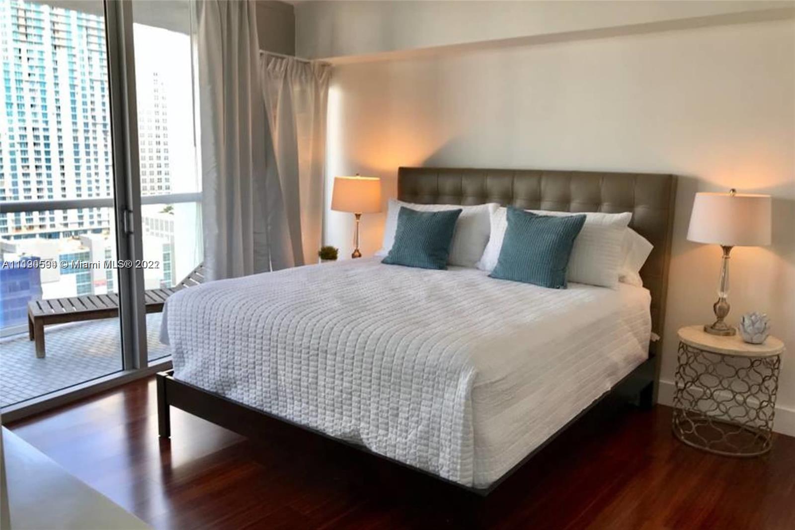 image Icon Brickell5