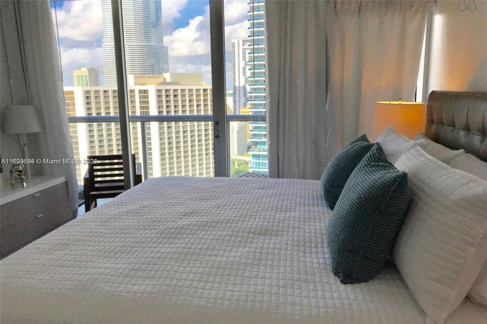image Icon Brickell7