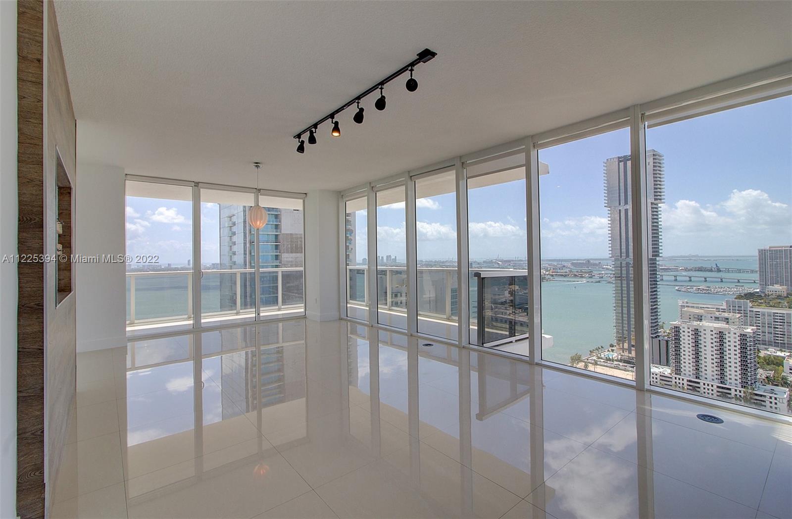image Bay House11