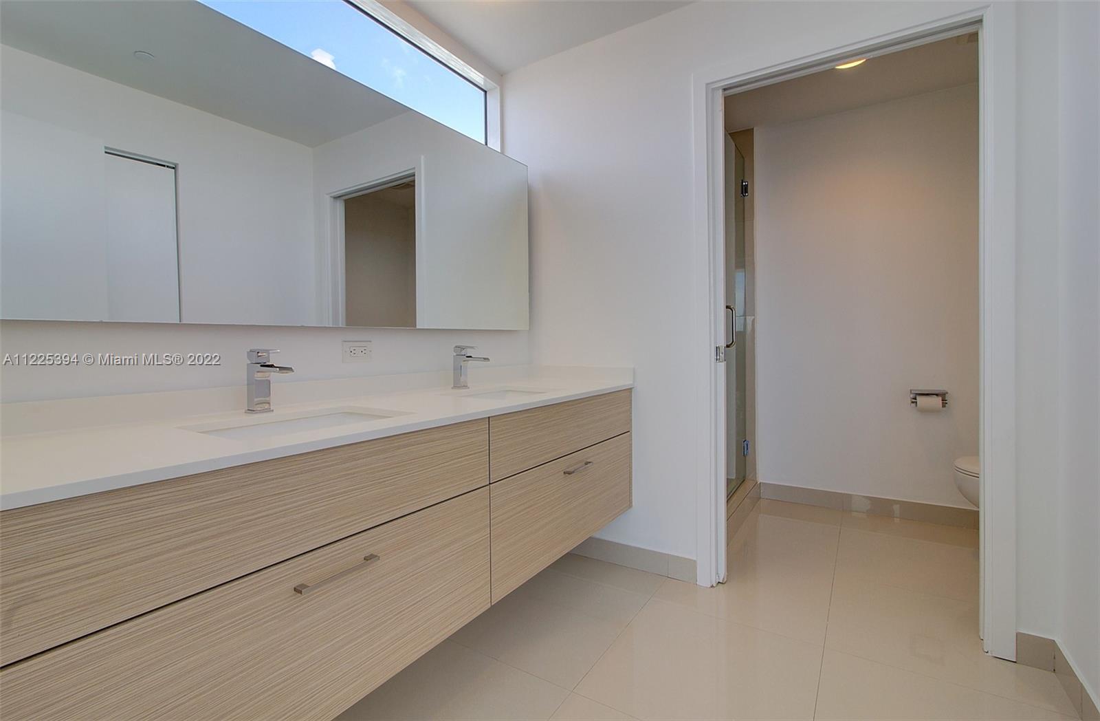 image Bay House24