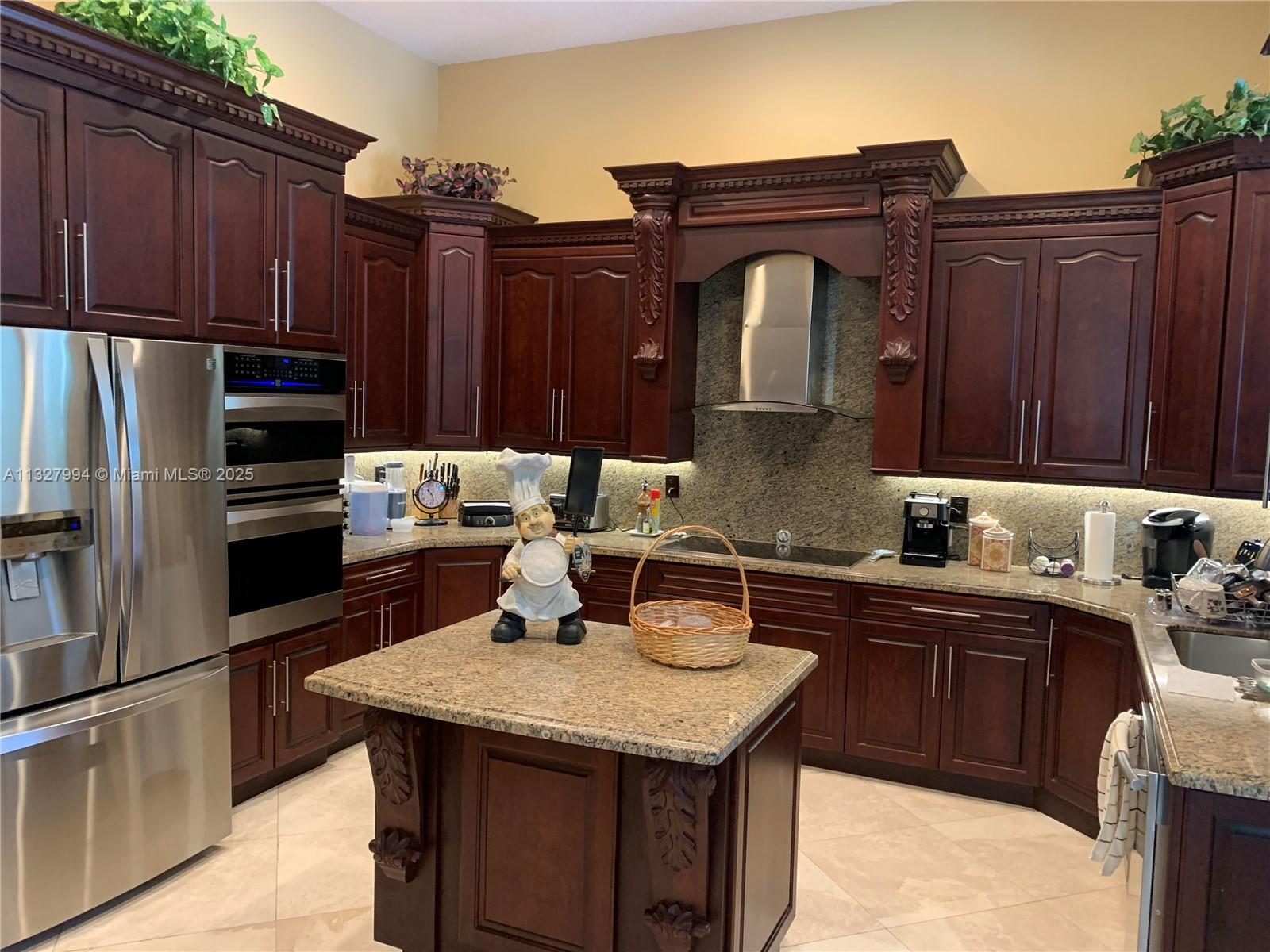 7625 SW 75th Ave Miami, FL 33143