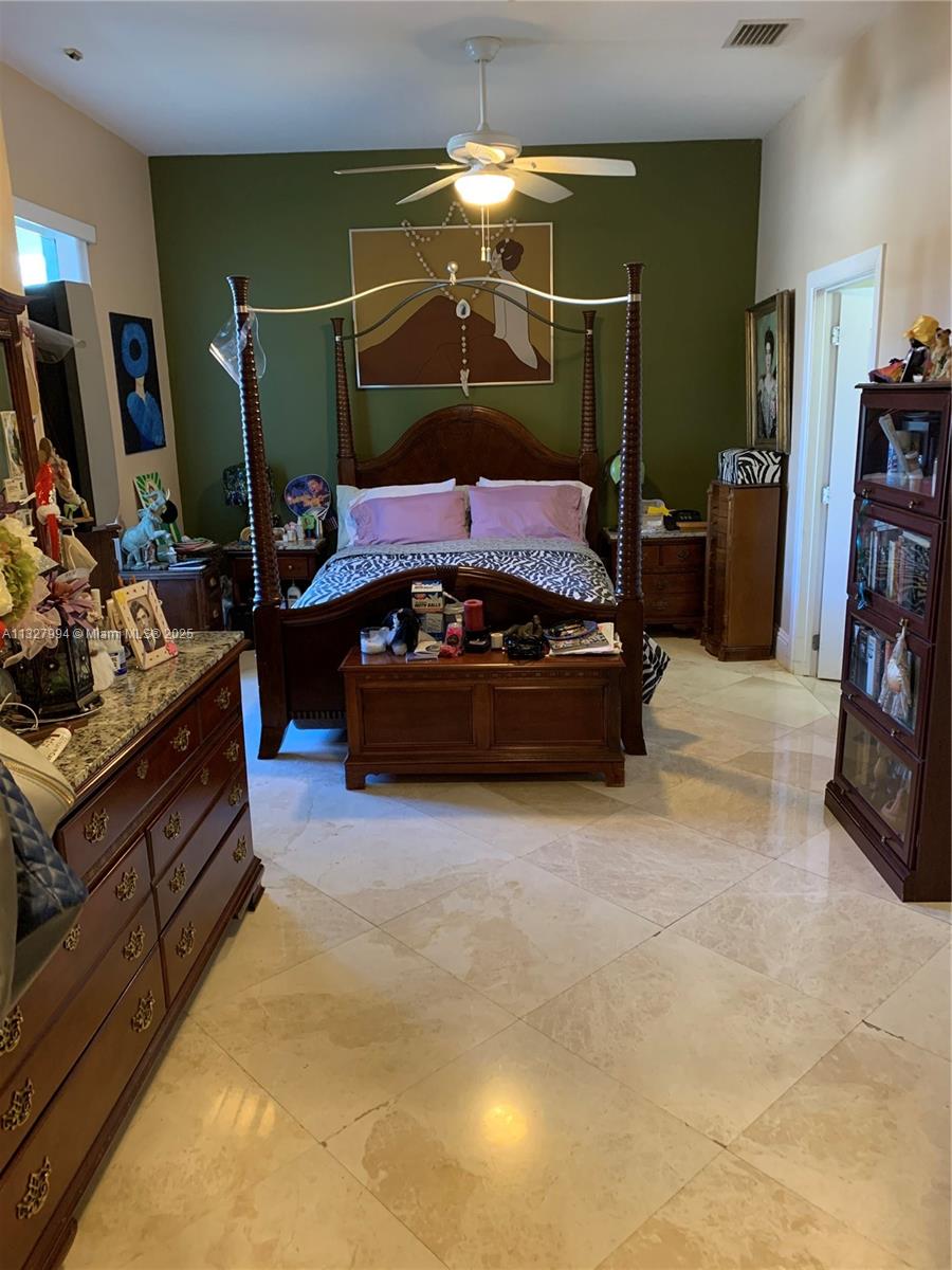 7625 SW 75th Ave Miami, FL 33143