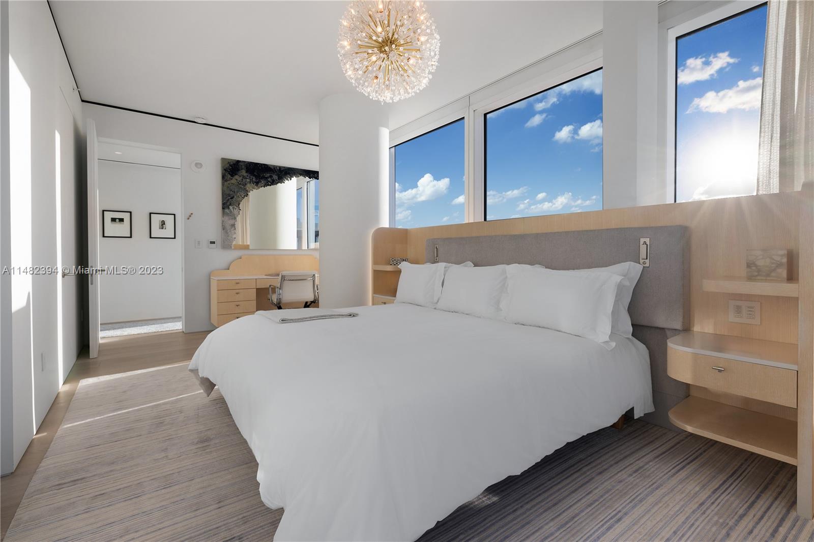 image The Surf Club Four Seasons20