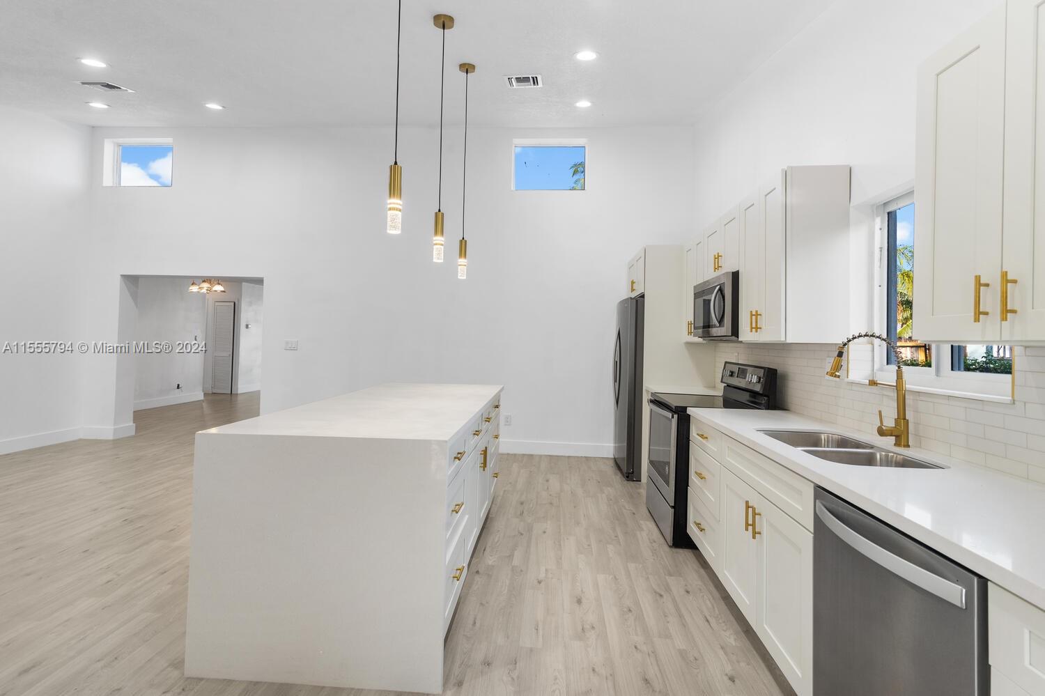 1630 NW 55th Ave