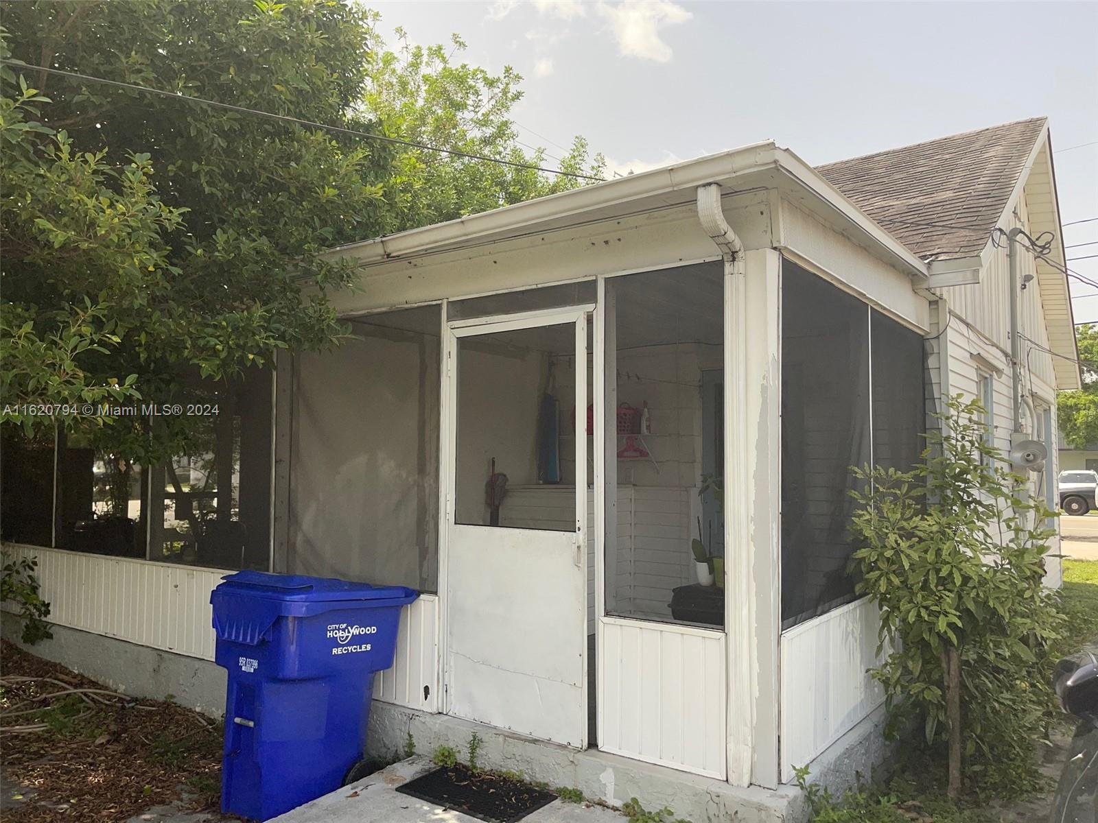 Duplex / Quad Plex / Triplex