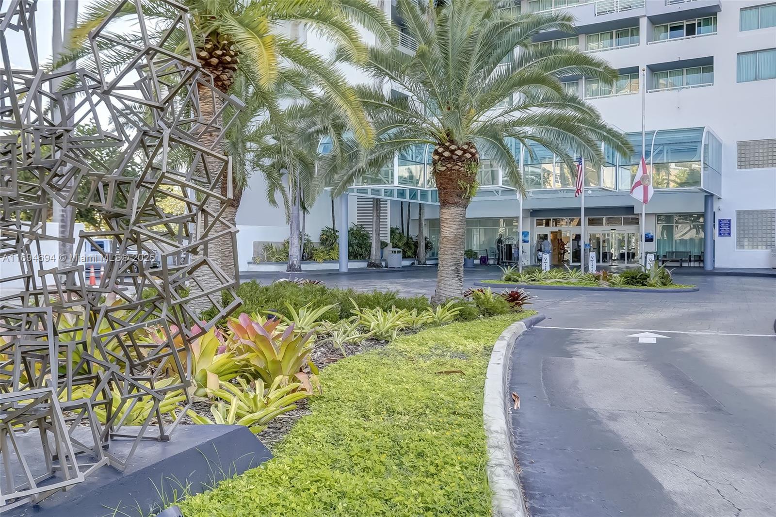 2670 E Sunrise Blvd #905 Fort Lauderdale, FL 33304 2670 E Sunrise Blvd #905 Fort Lauderdale, FL 33304
