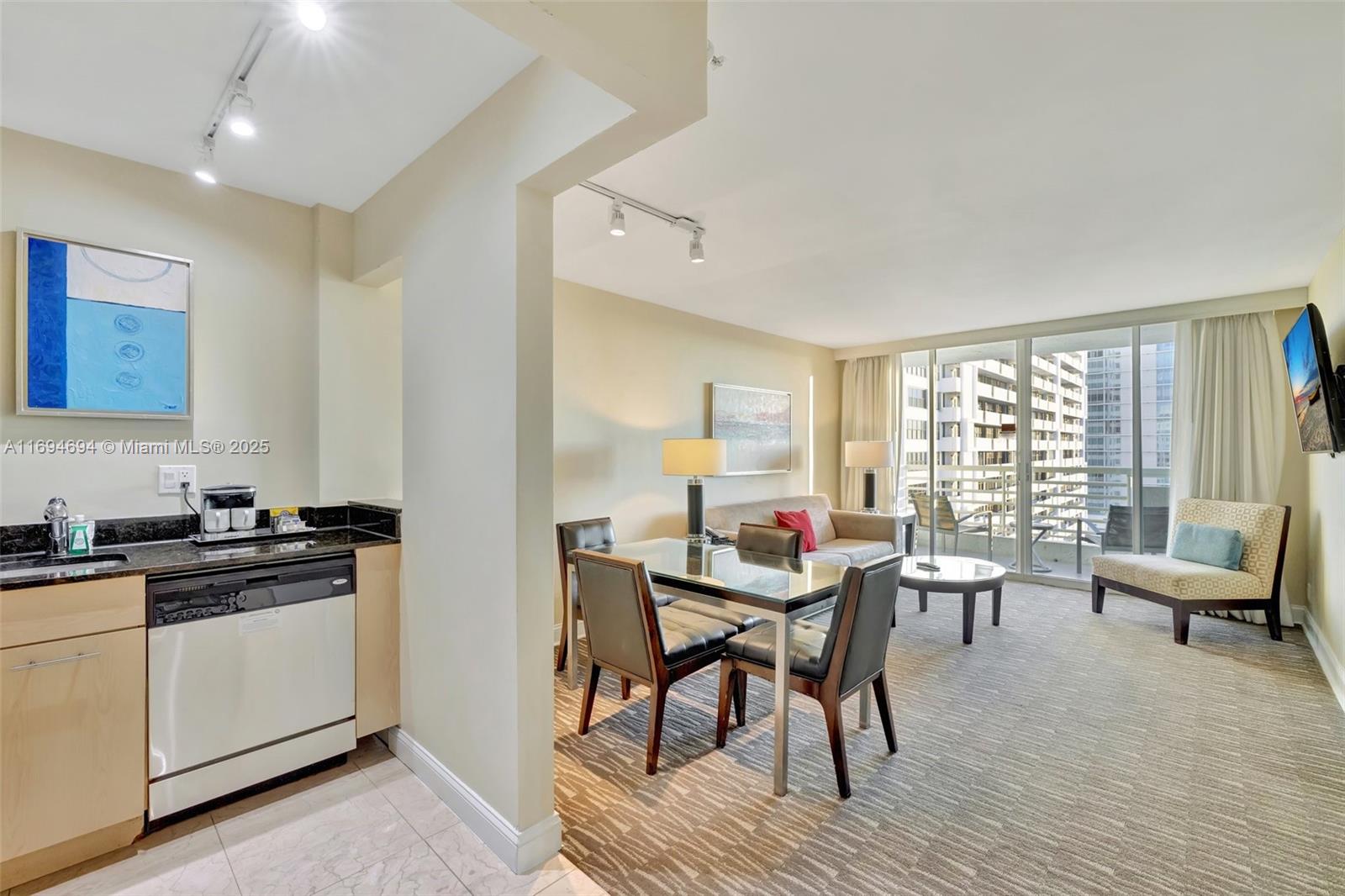 2670 E Sunrise Blvd #905 Fort Lauderdale, FL 33304 2670 E Sunrise Blvd #905 Fort Lauderdale, FL 33304