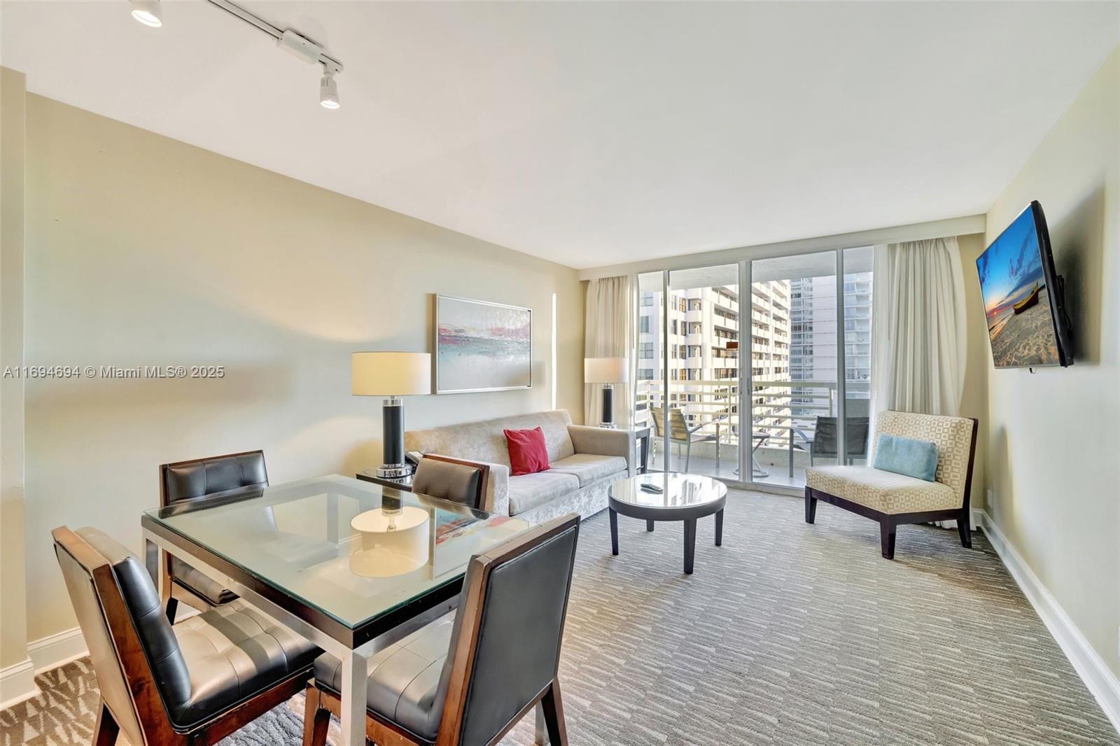 2670 E Sunrise Blvd #905 Fort Lauderdale, FL 33304 2670 E Sunrise Blvd #905 Fort Lauderdale, FL 33304