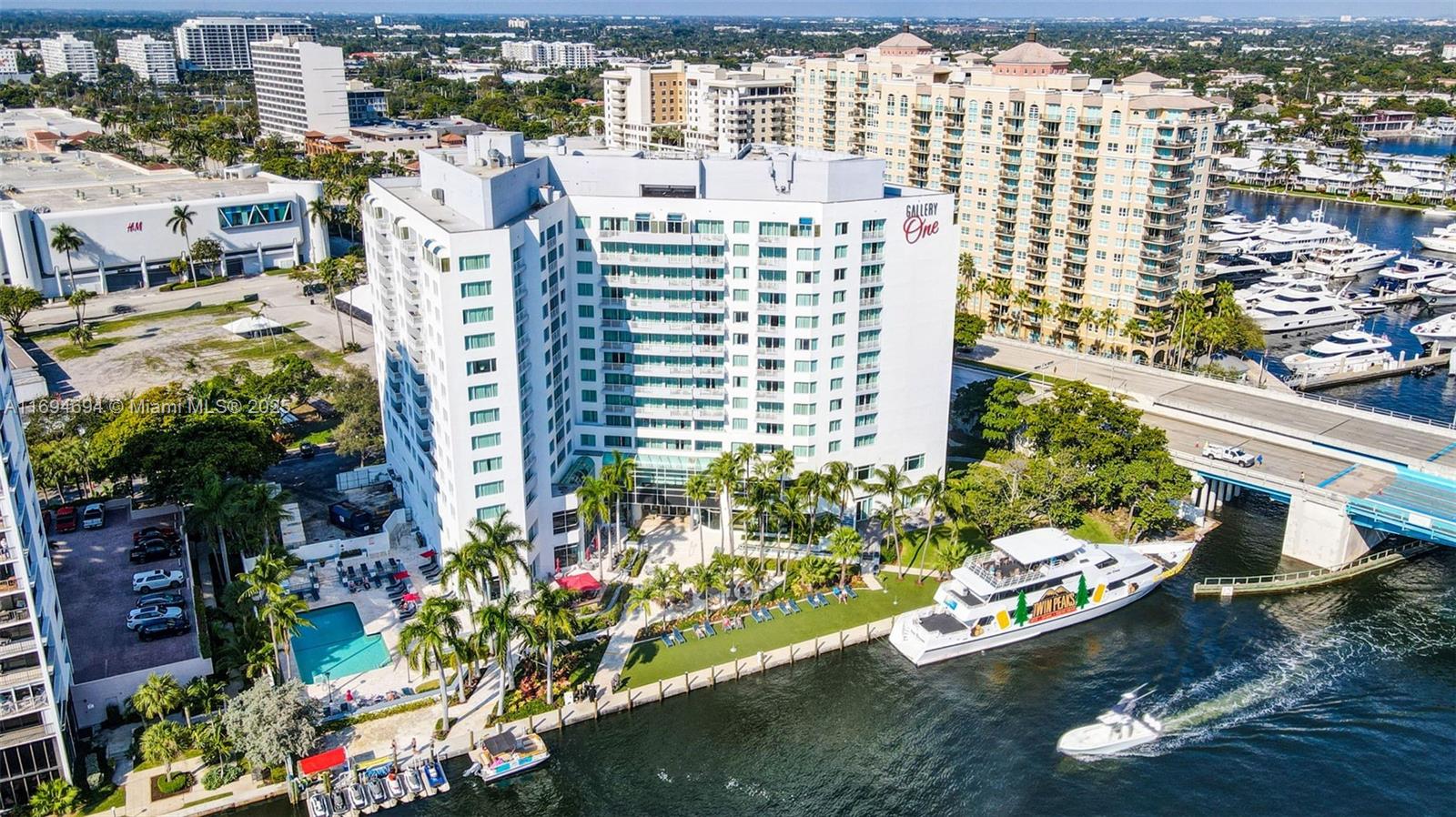 2670 E Sunrise Blvd #905 Fort Lauderdale, FL 33304 2670 E Sunrise Blvd #905 Fort Lauderdale, FL 33304