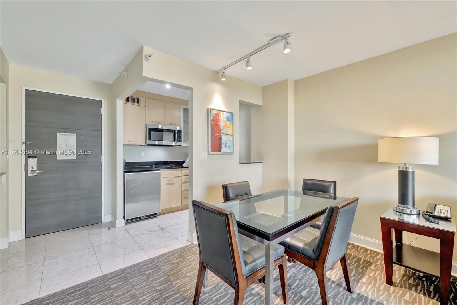 2670 E Sunrise Blvd #905 Fort Lauderdale, FL 33304 2670 E Sunrise Blvd #905 Fort Lauderdale, FL 33304