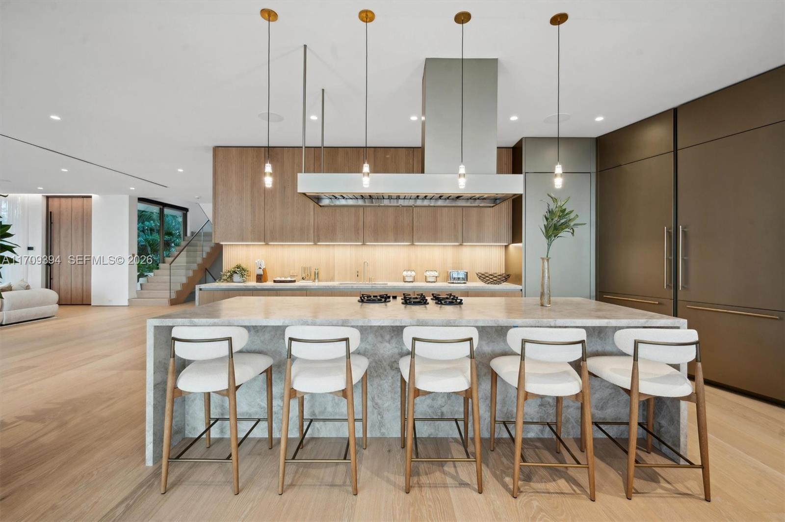 424 W Rivo Alto Dr Miami Beach, FL 33139