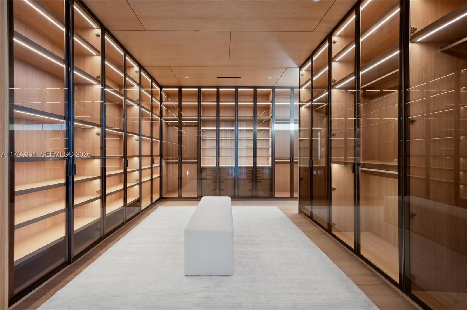 424 W Rivo Alto Dr Miami Beach, FL 33139