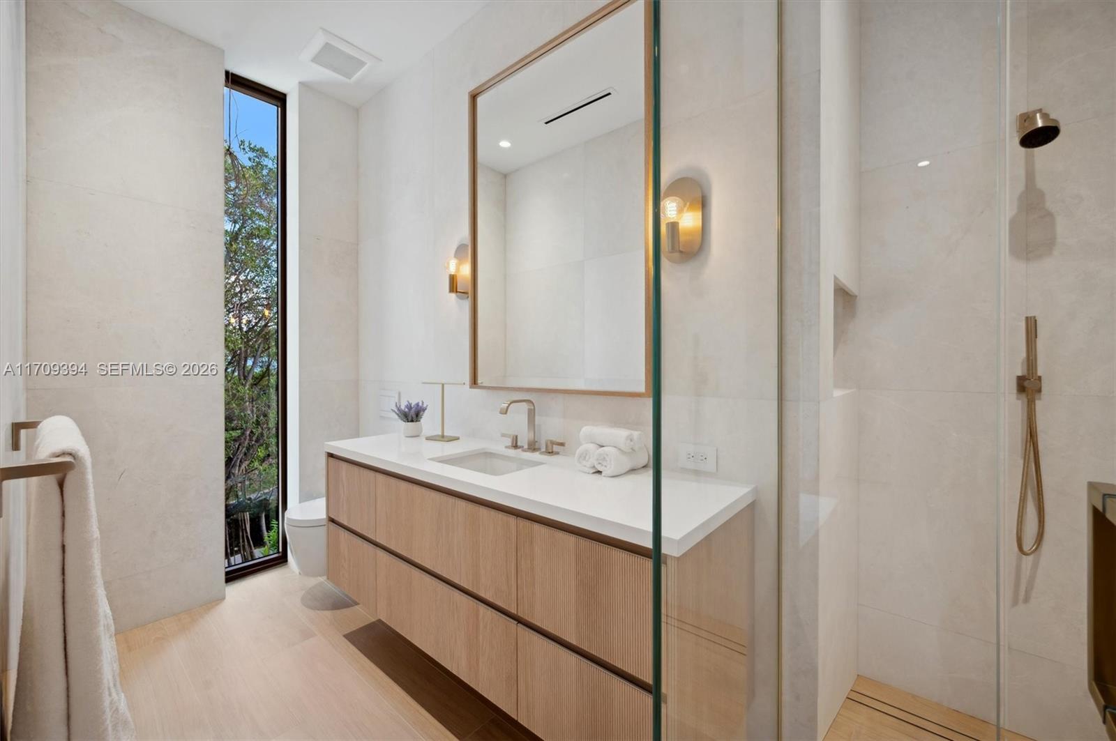 424 W Rivo Alto Dr Miami Beach, FL 33139