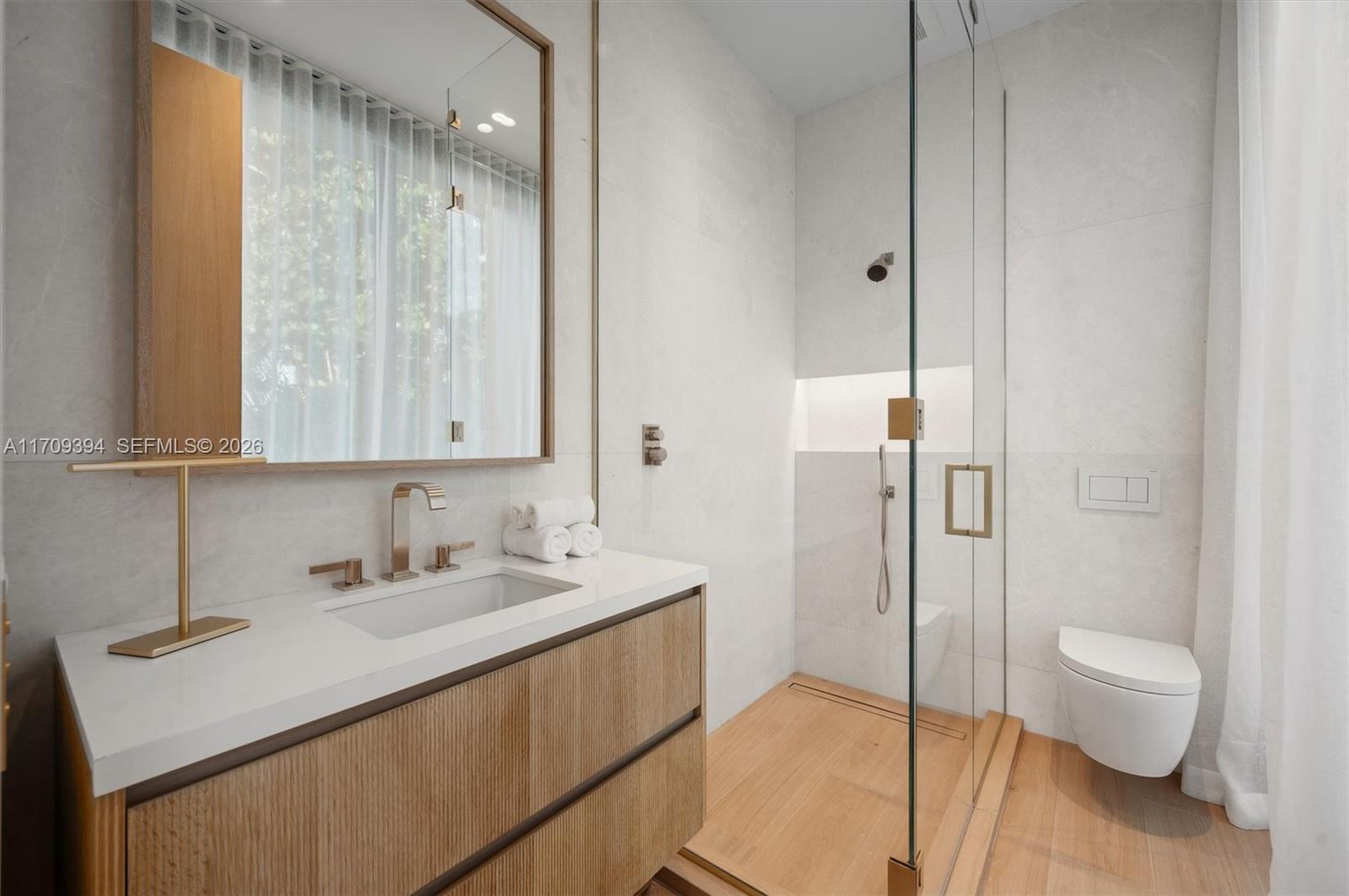 424 W Rivo Alto Dr Miami Beach, FL 33139