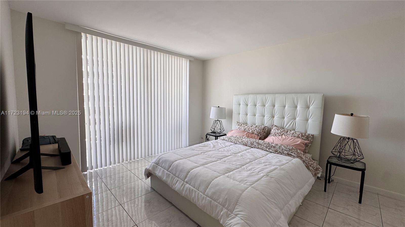 image Imperial Towers25