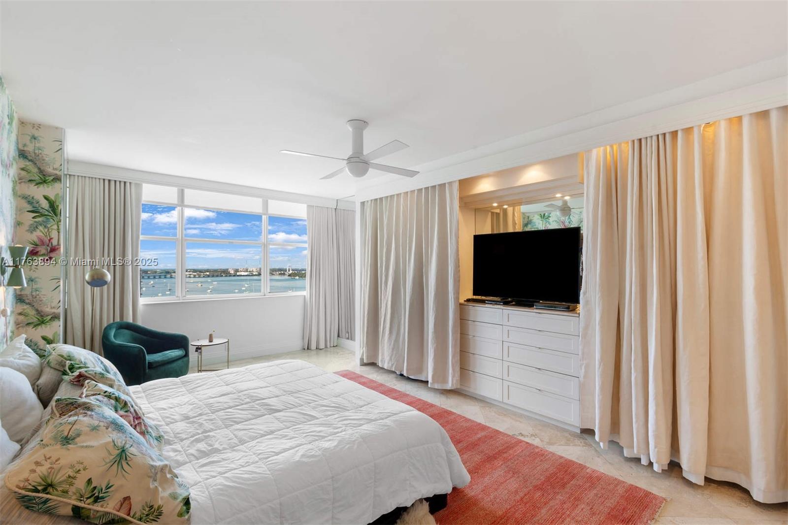 image Belle Plaza Condo19