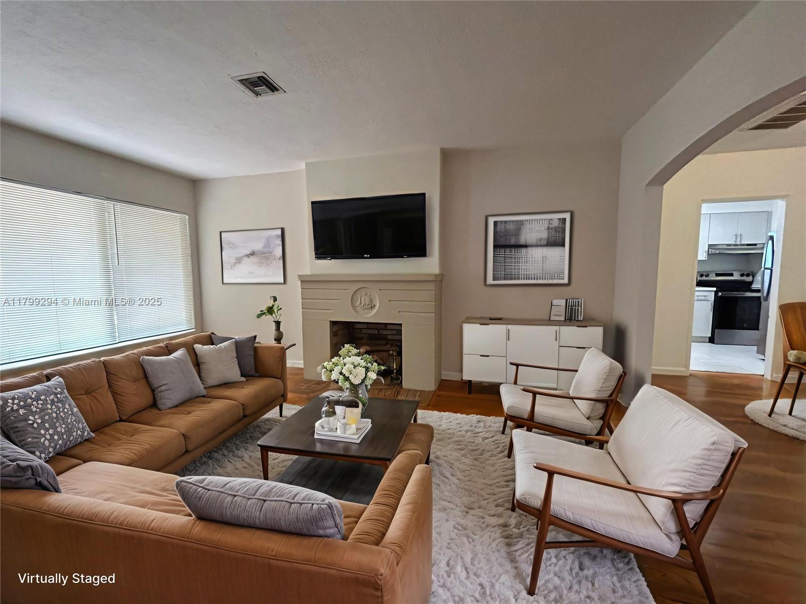 1575 SW 12th Ave Miami, FL 33129