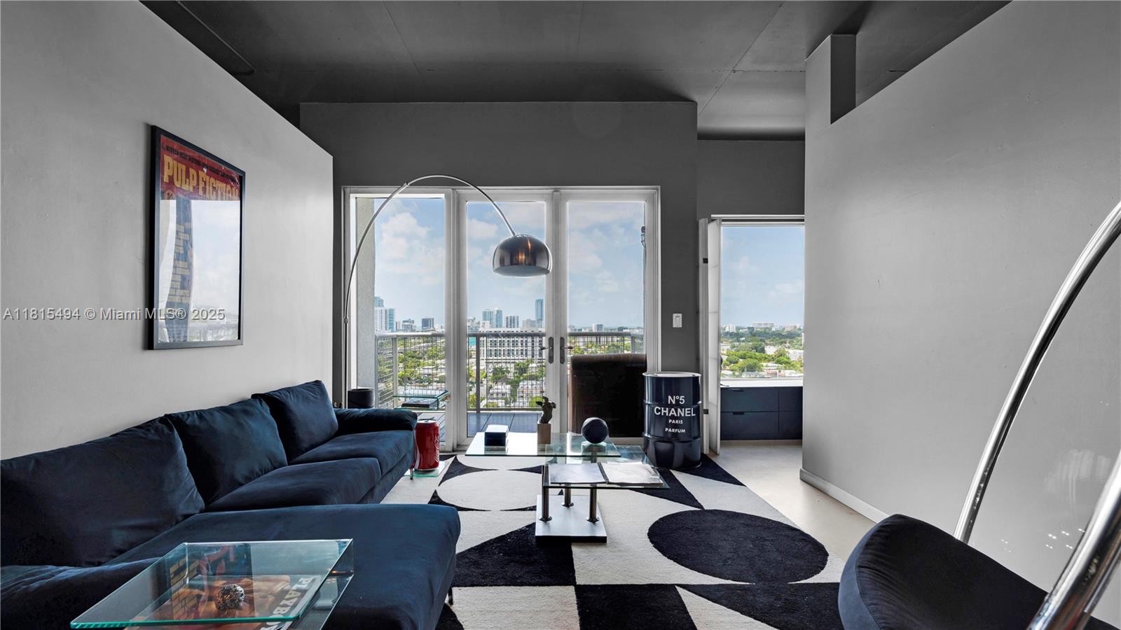 image Neo Lofts Condo13