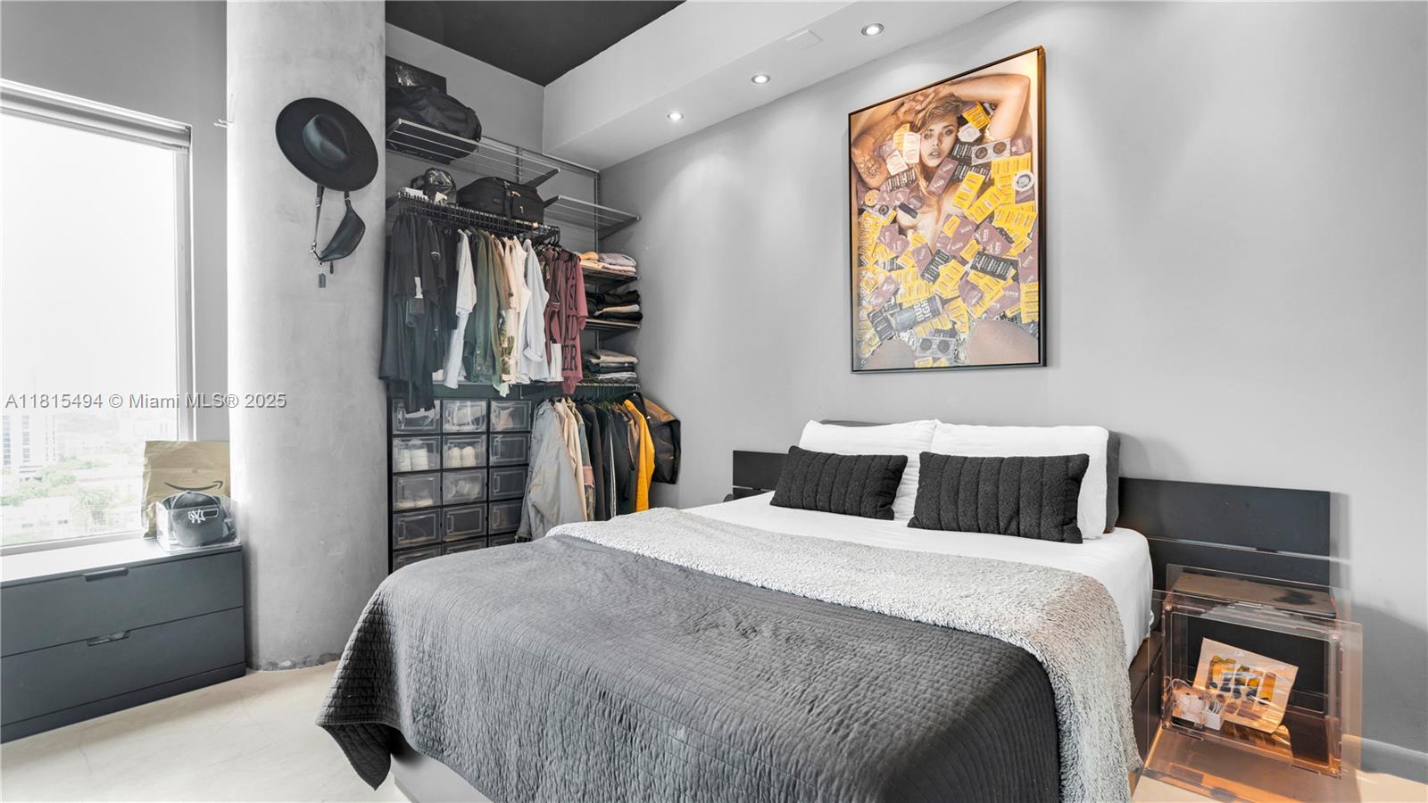 image Neo Lofts Condo15