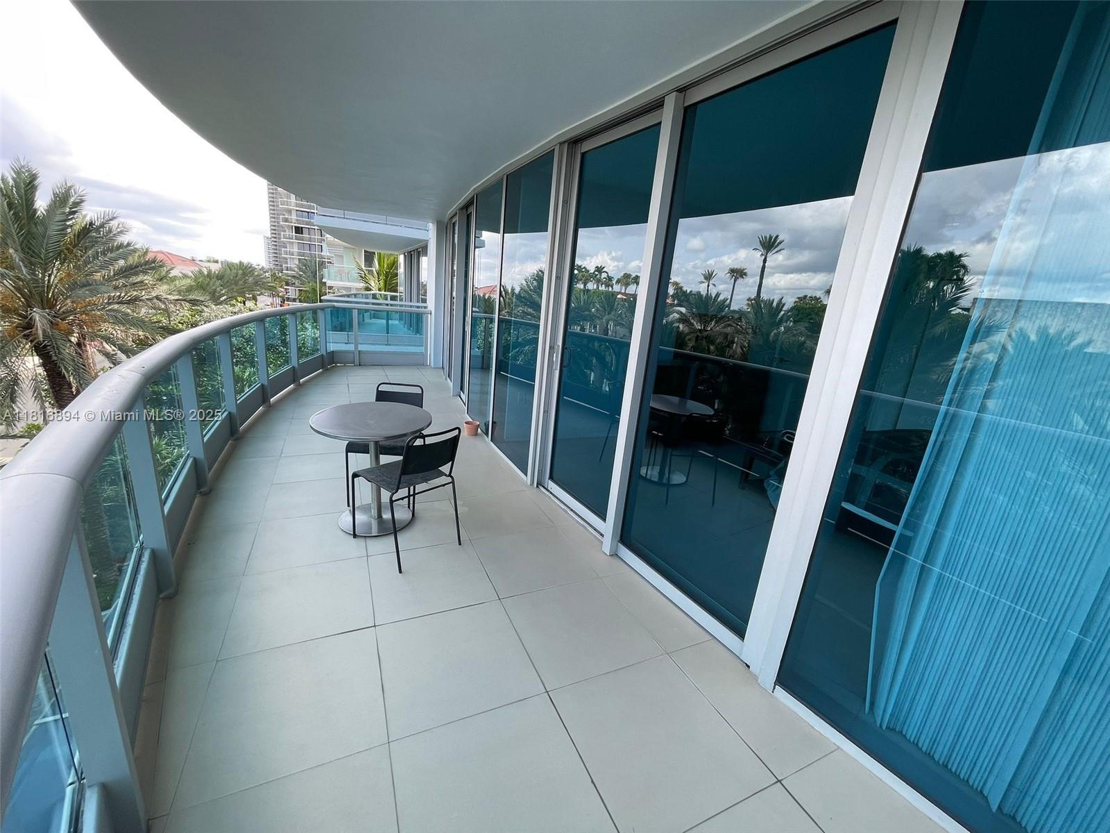 image Azure Condominium15