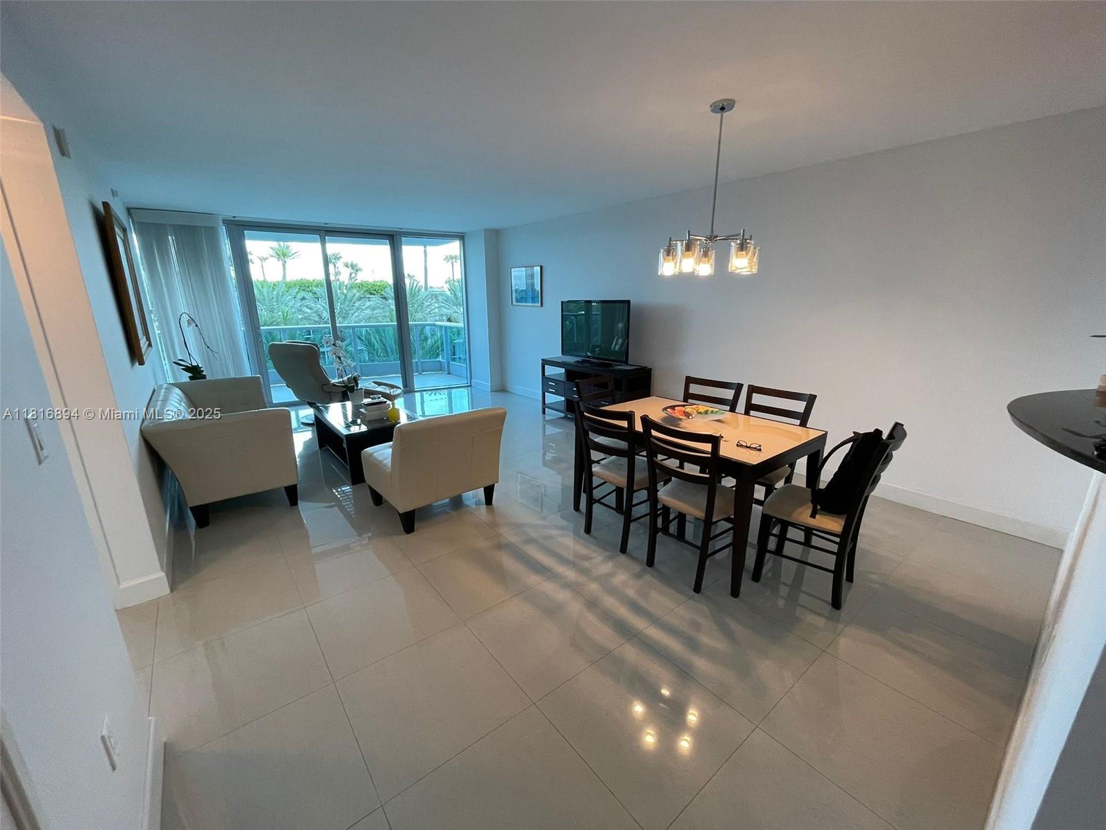 image Azure Condominium3