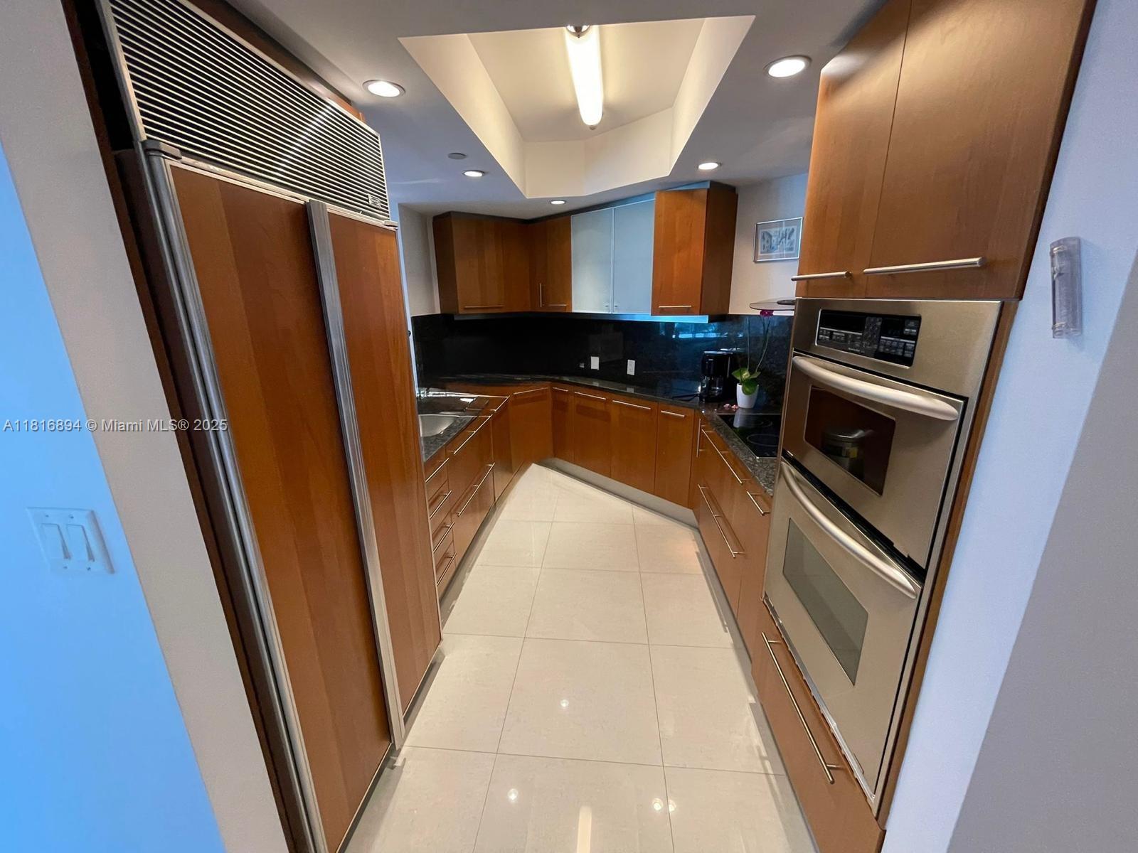 image Azure Condominium5