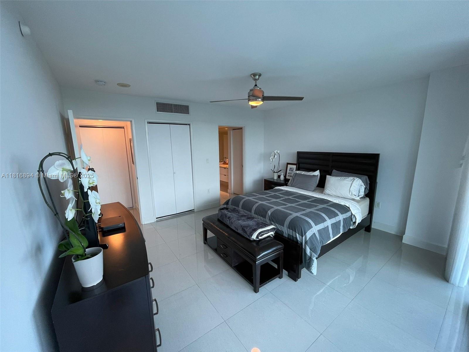 image Azure Condominium8