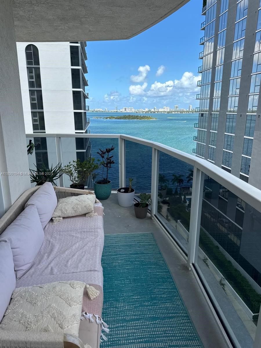 image 23 Biscayne Bay9