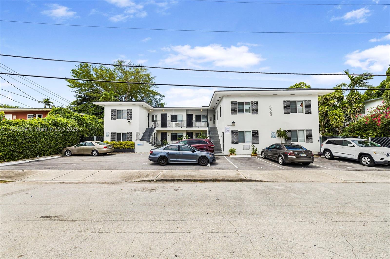 520 NE 82nd Ter #9