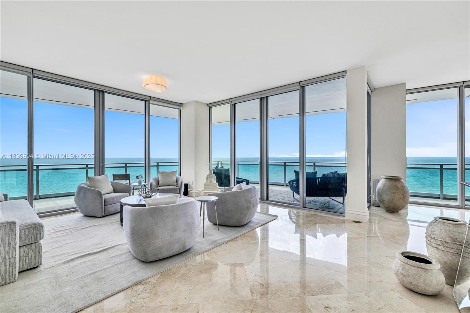 10295 Collins Ave #1508
