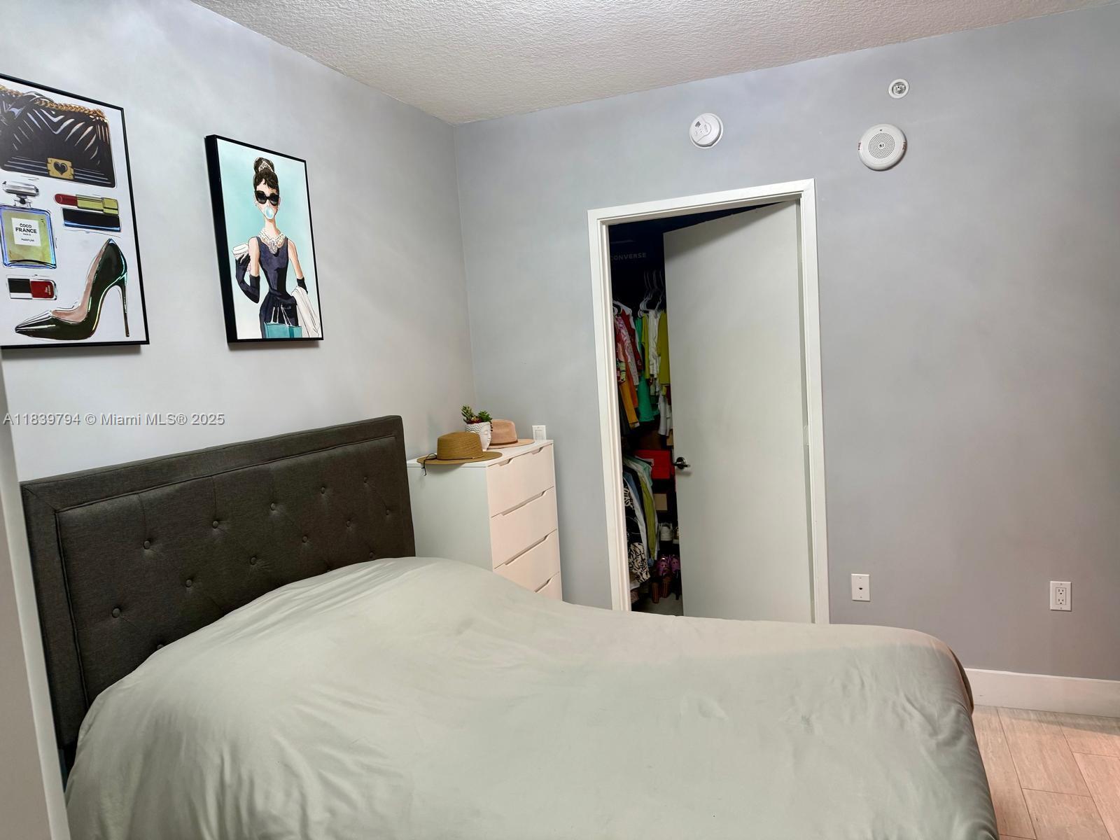 image Parque Towers Condo21