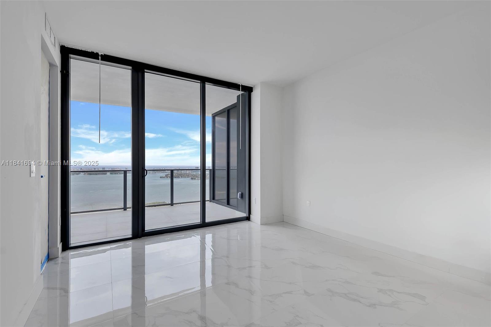 image Aria Reserve Miami South9