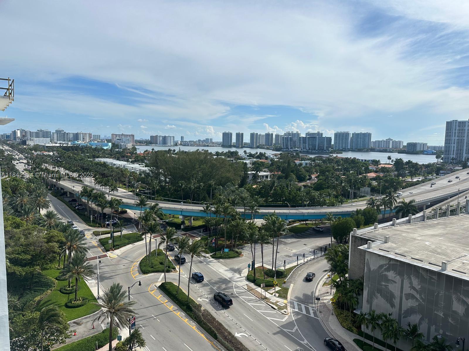 19201 Collins Ave #1133