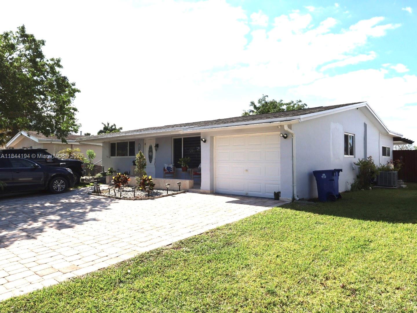9170 NW 24th Pl