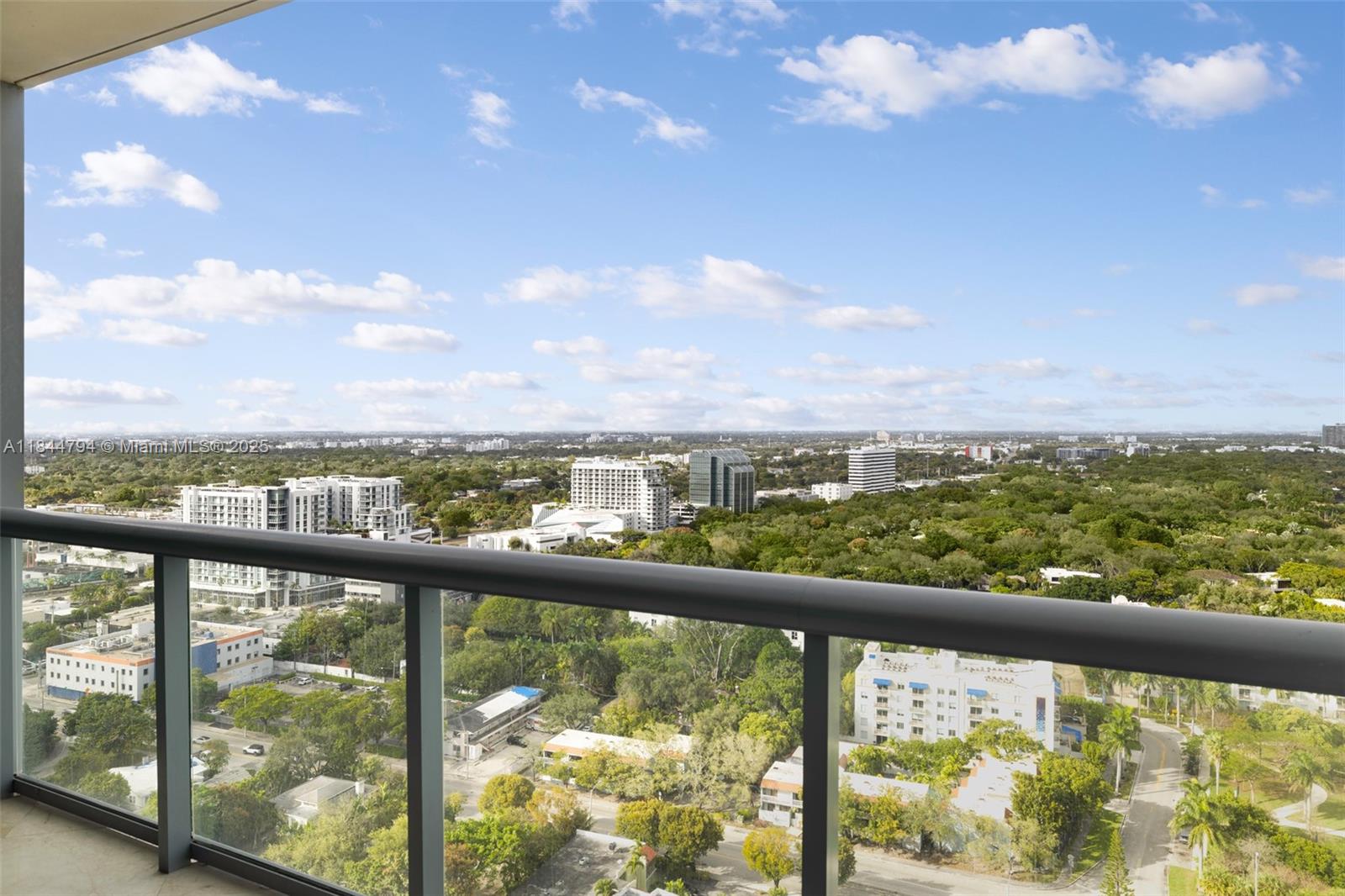 image Blue Condo5