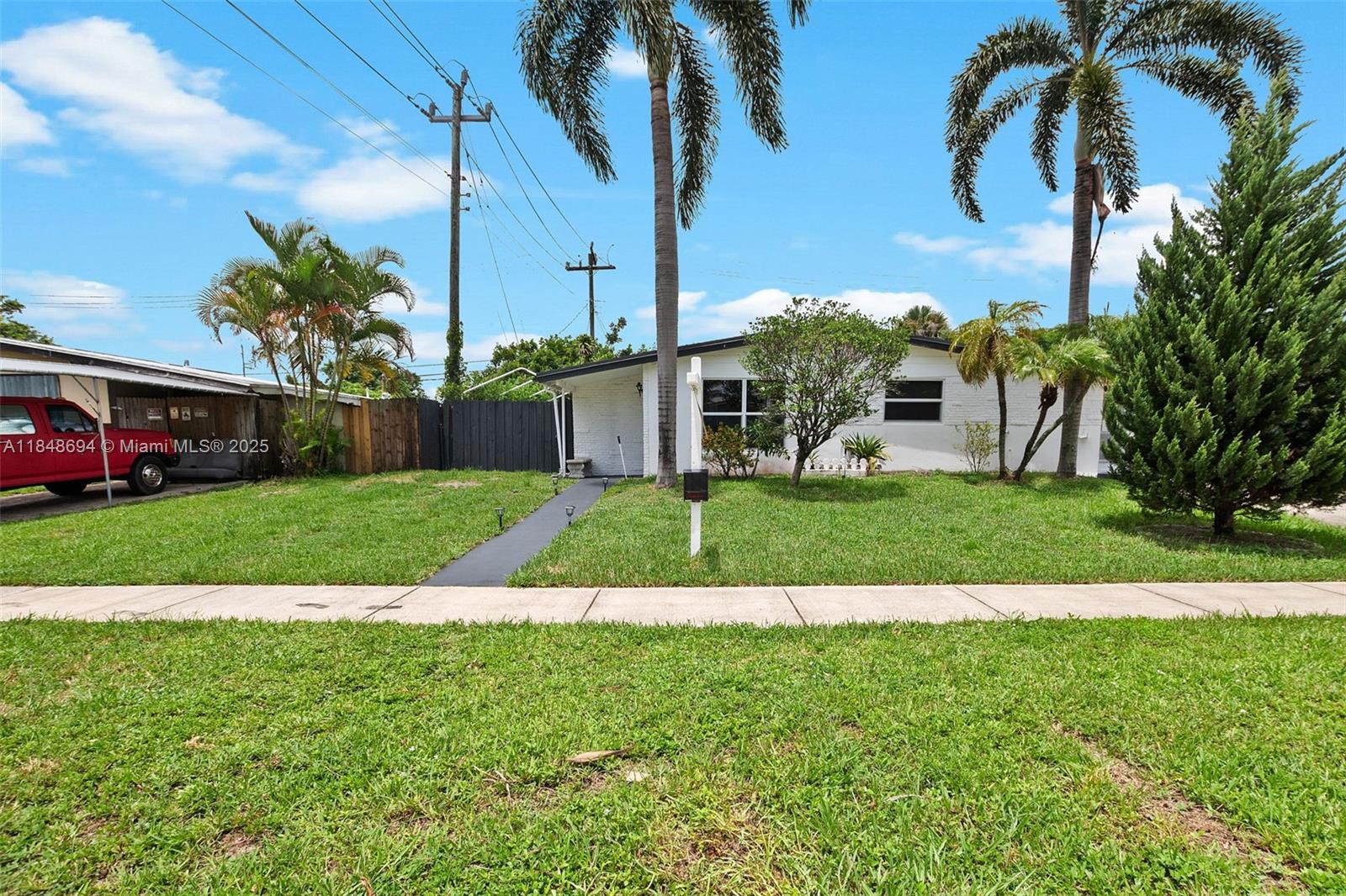 3711 SW 58th Ave