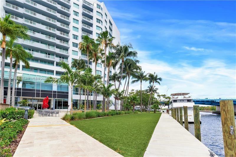2670 E Sunrise Blvd #521