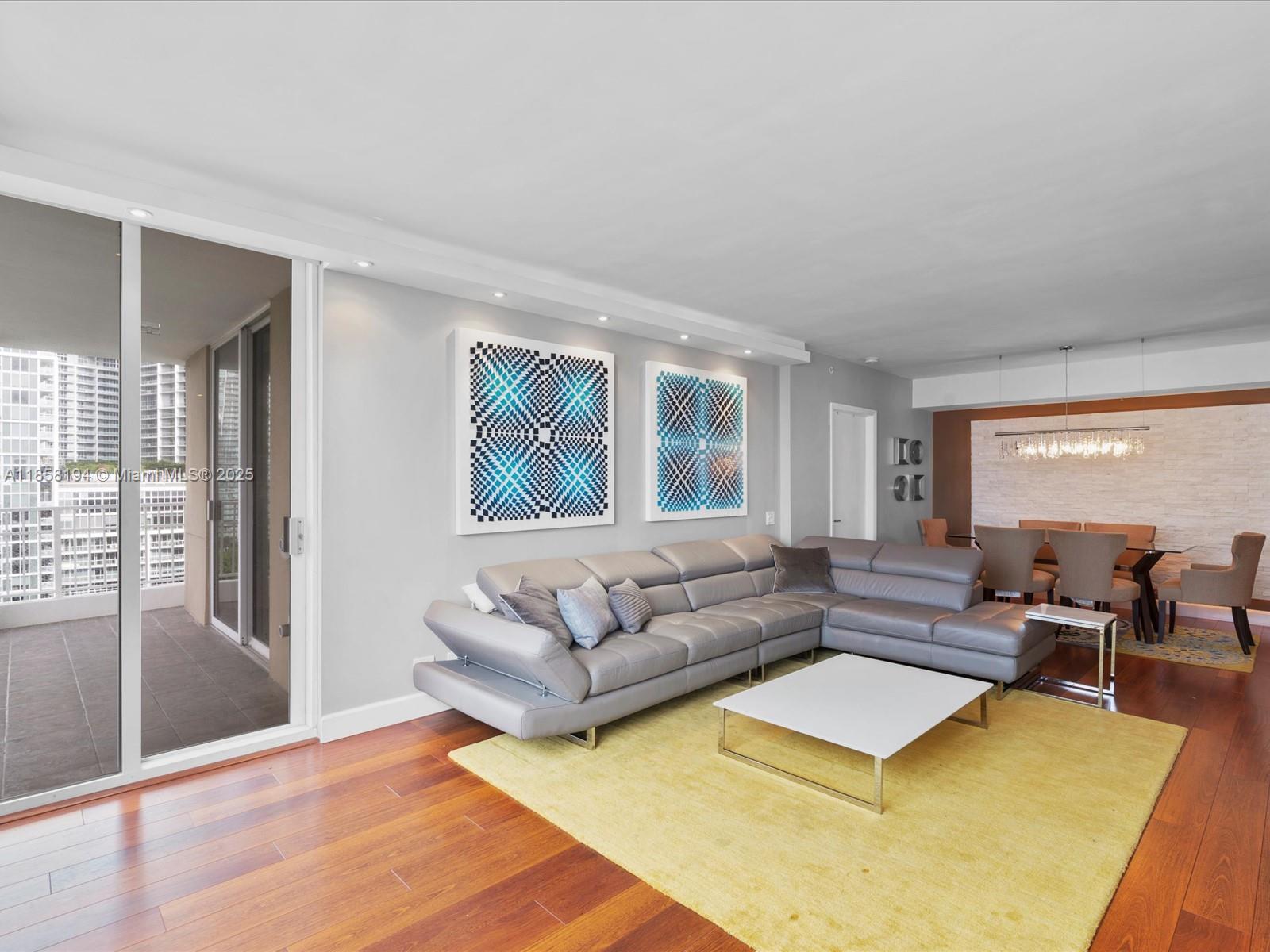image Courvoisier Courts Condo21