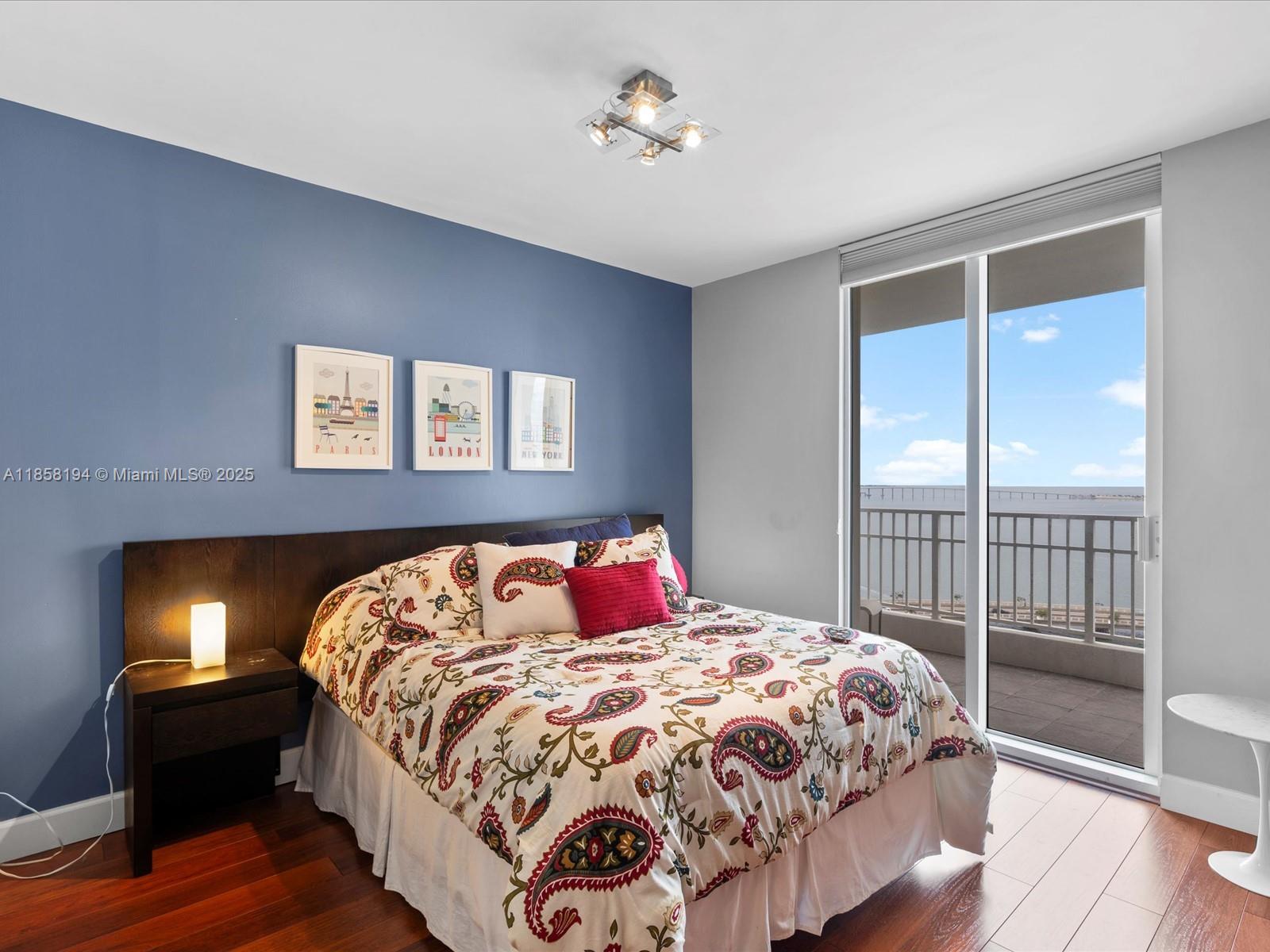 image Courvoisier Courts Condo30