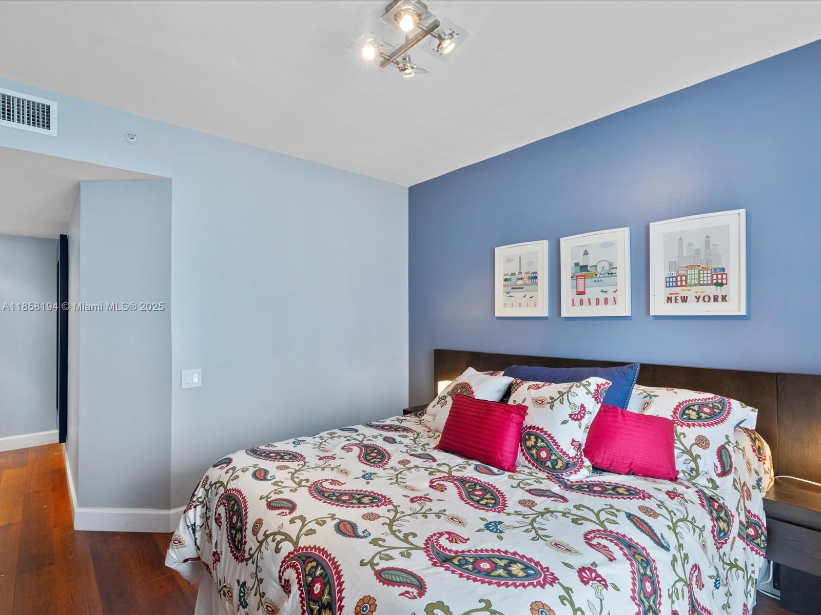 image Courvoisier Courts Condo33