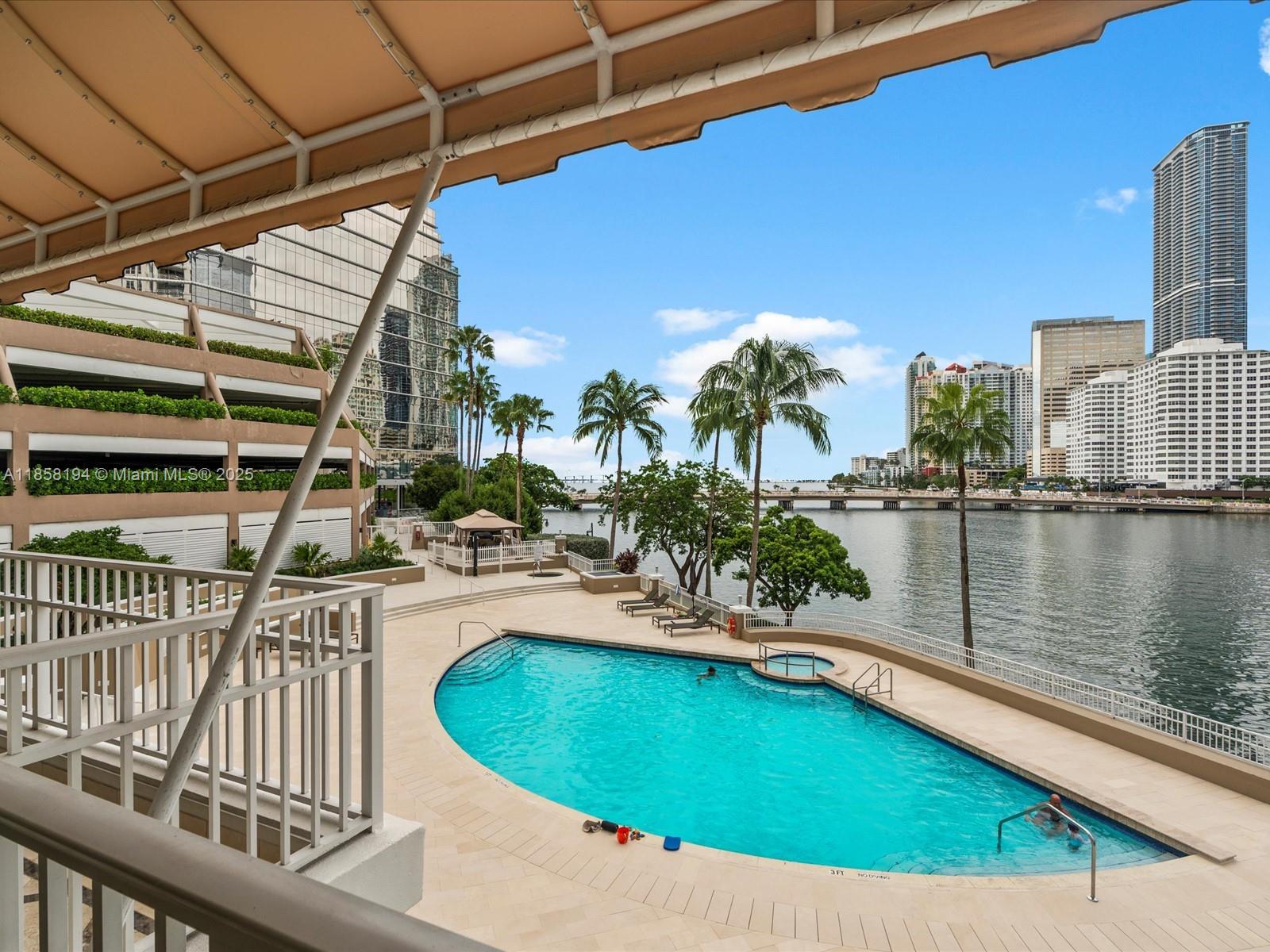 image Courvoisier Courts Condo55