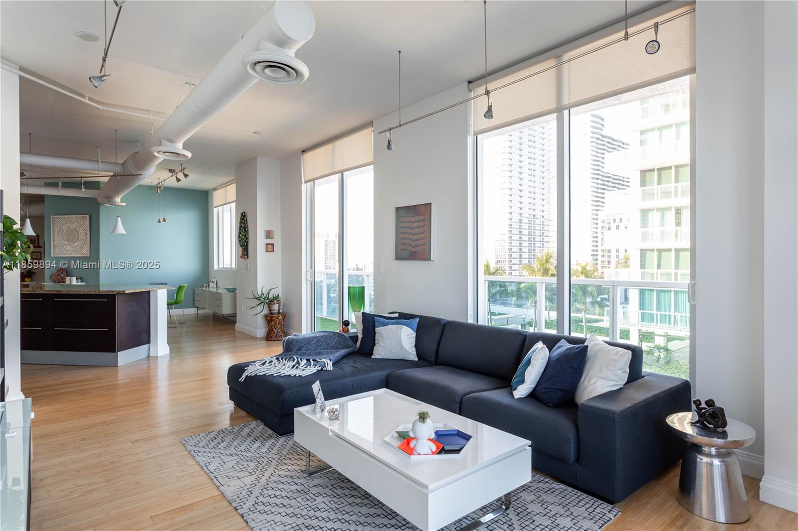 image Star Lofts On The Bay Con10