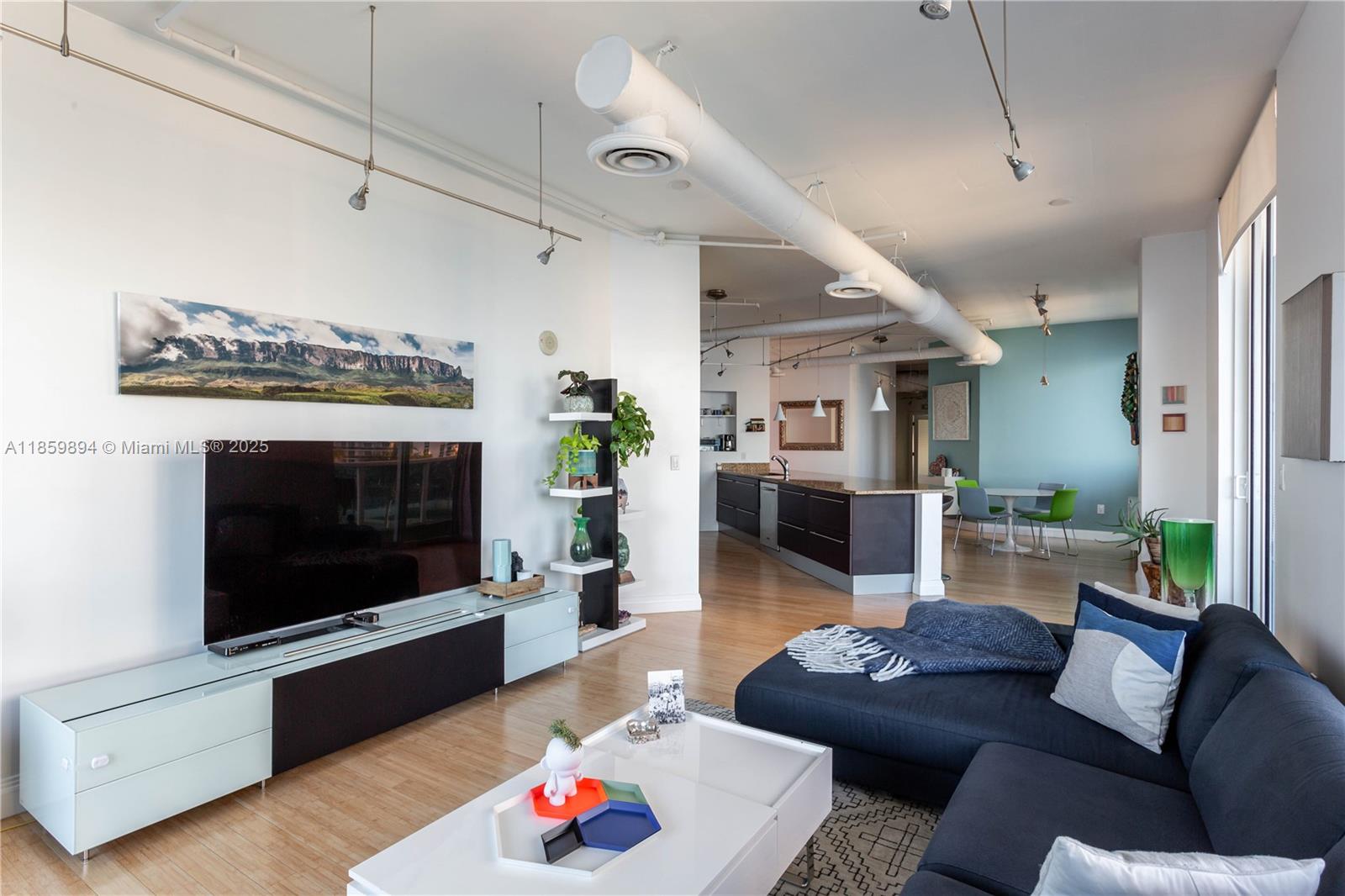 image Star Lofts On The Bay Con11