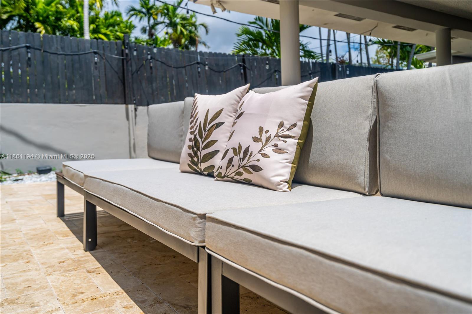 520 SW 22nd Rd Miami, FL 33129