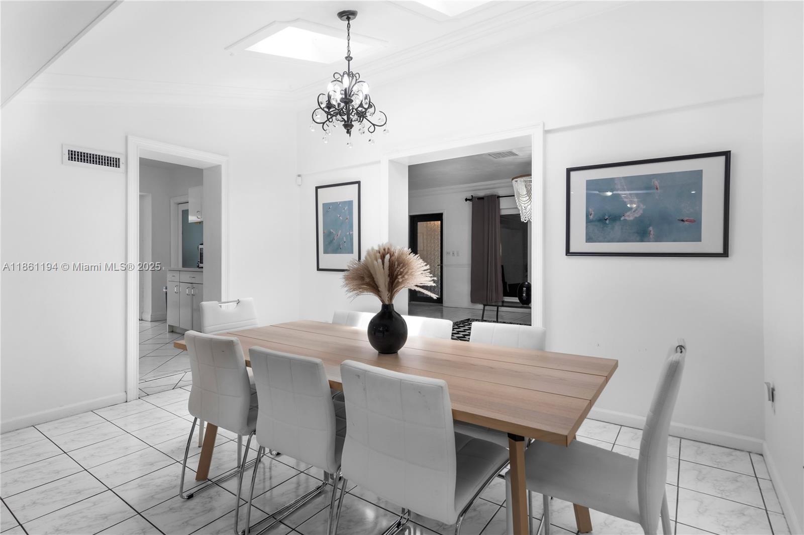 520 SW 22nd Rd Miami, FL 33129