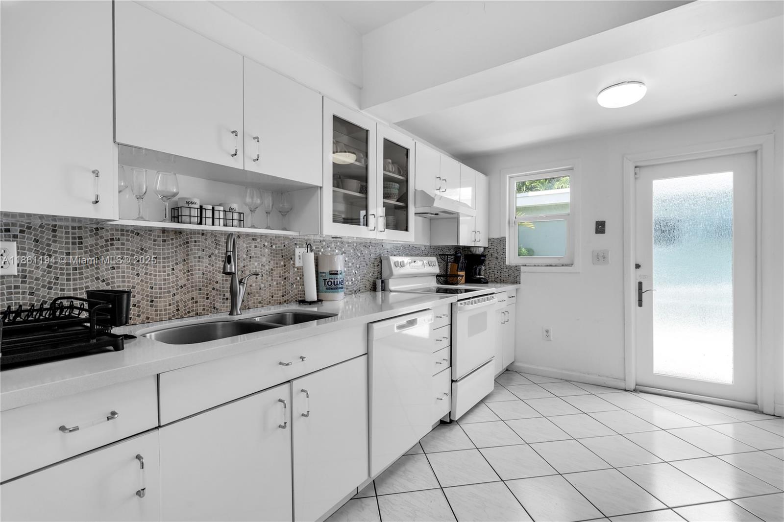 520 SW 22nd Rd Miami, FL 33129