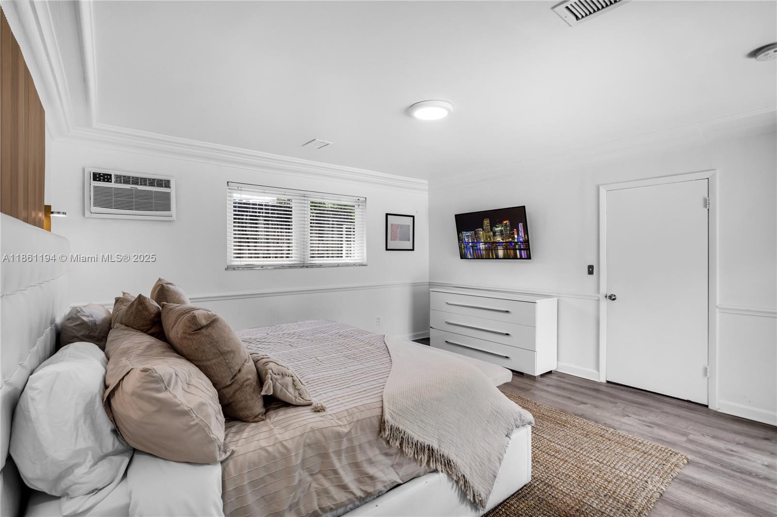 520 SW 22nd Rd Miami, FL 33129